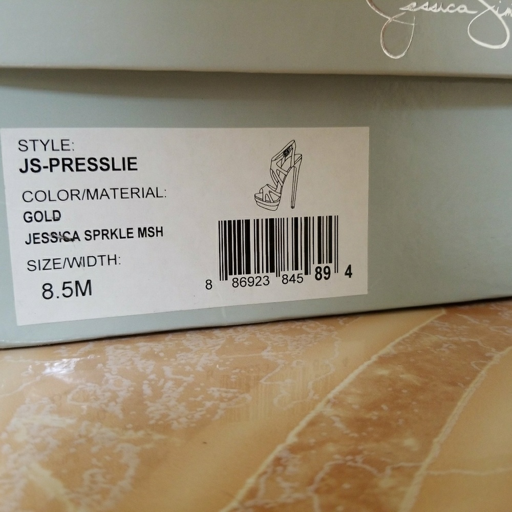 Jessica Simpson Platform Stilettos - Picture 3 of 4